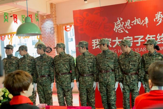 暗黑精灵的装扮
